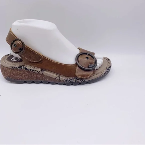 Fly London Tan Sandals - Picture 3 of 10